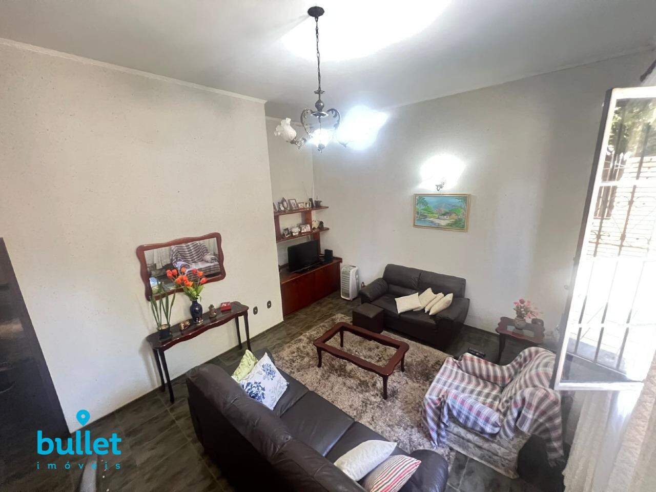 Casa à venda no Jardim dos Oliveiras: 