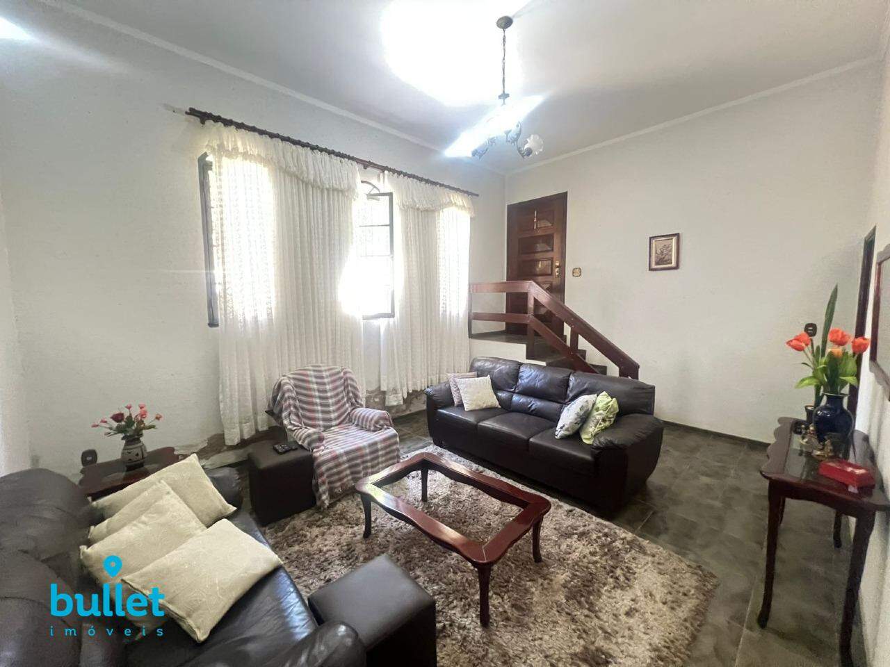 Casa à venda no Jardim dos Oliveiras: 