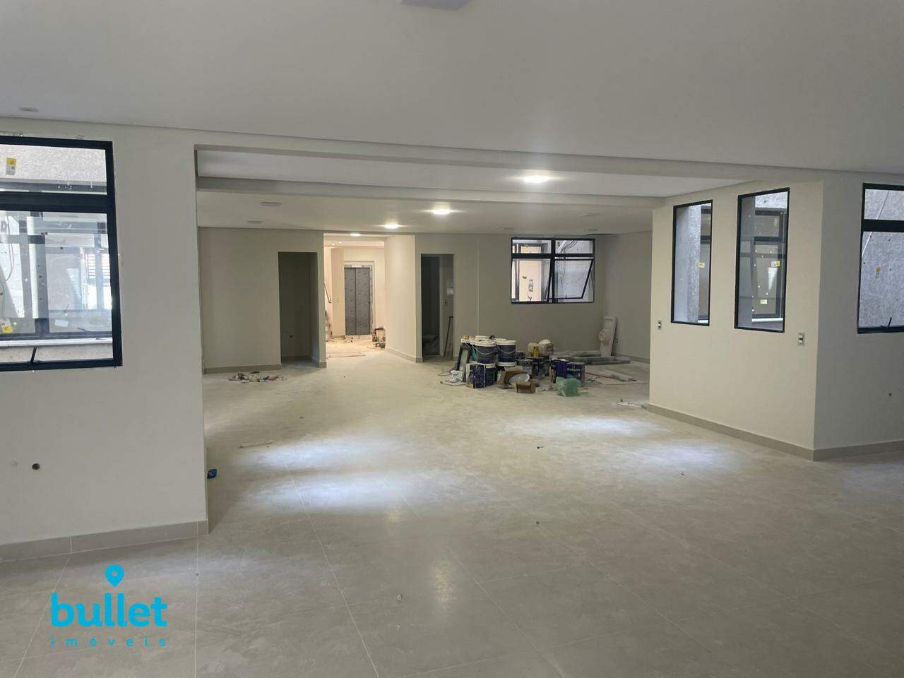 Prédio para aluguel no bairro Vila Itapura: 