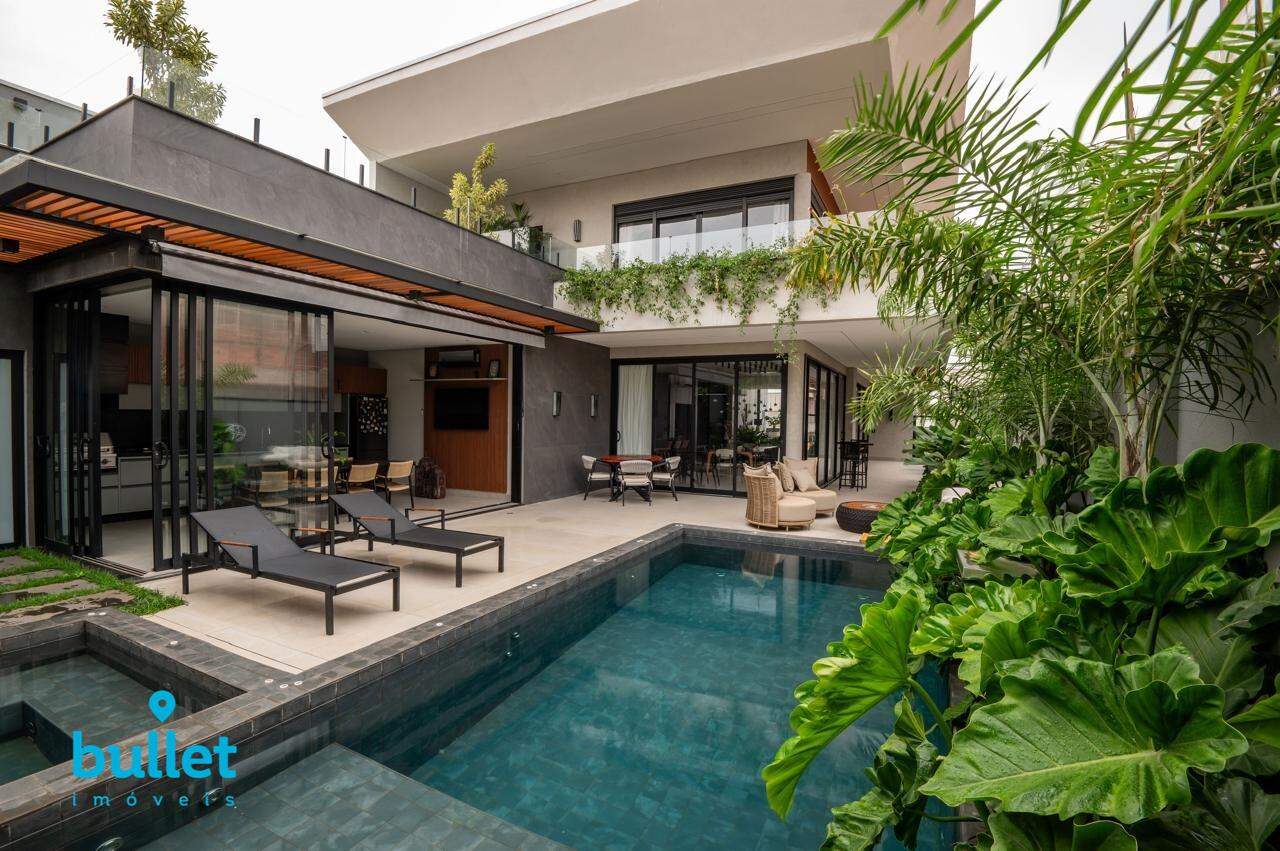 Casa à venda no bairro Jardim Ypê: 