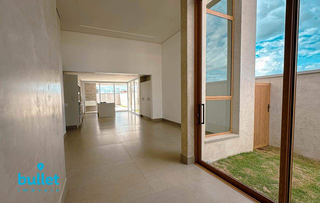 Casa à venda no bairro Parque Brasil 500: 