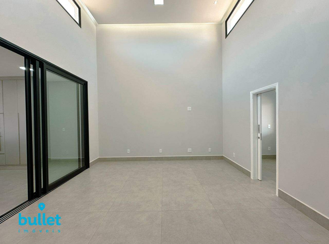 Casa à venda no bairro Parque Brasil 500: 