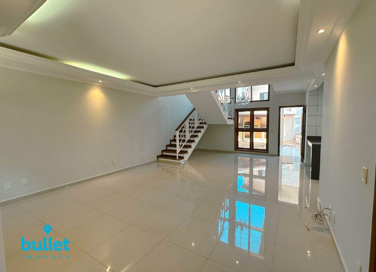 Casa à venda no bairro Parque Brasil 500: 