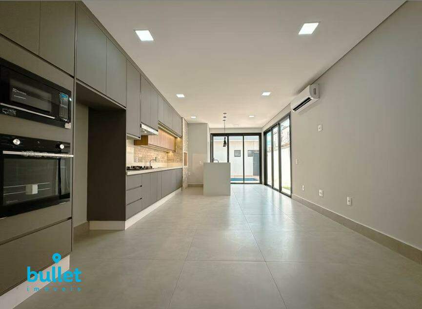 Casa à venda no bairro Parque Brasil 500: 