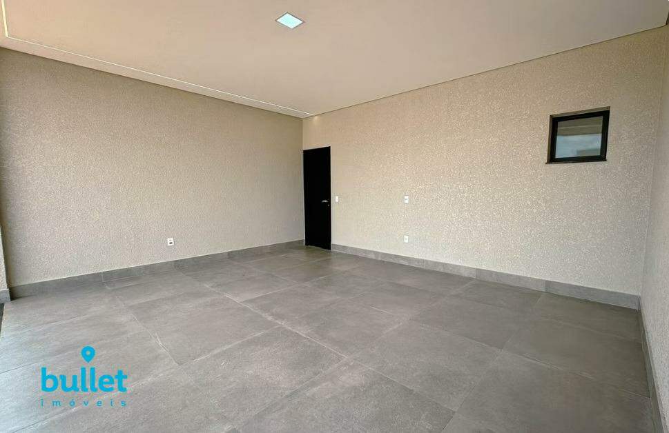 Casa à venda no bairro Parque Brasil 500: 