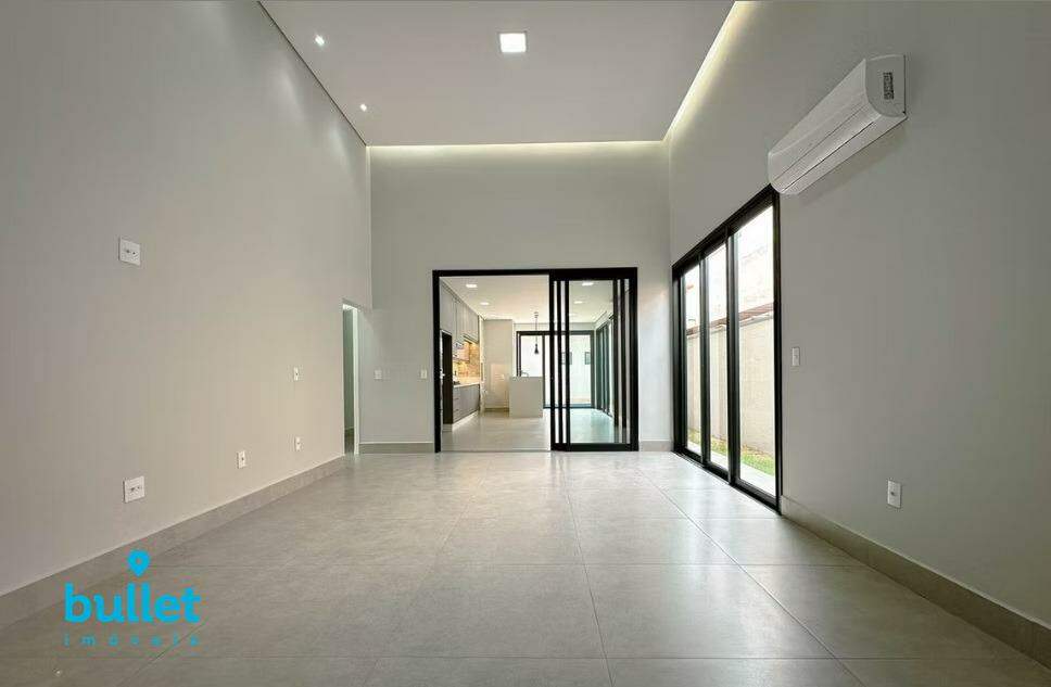 Casa à venda no bairro Parque Brasil 500: 