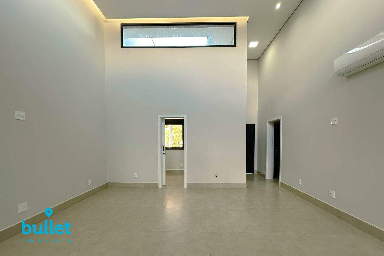 Casa à venda no bairro Parque Brasil 500: 