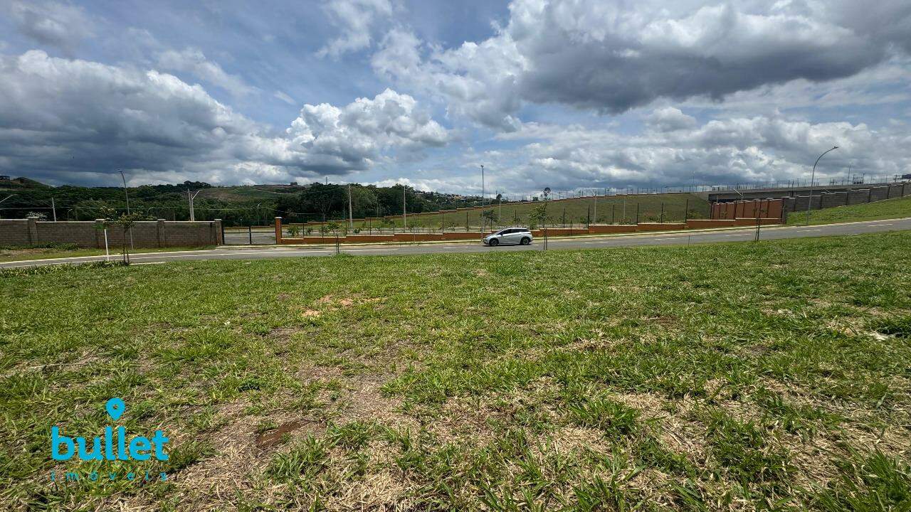 terreno à venda no bairro Bairro das Palmeiras: 