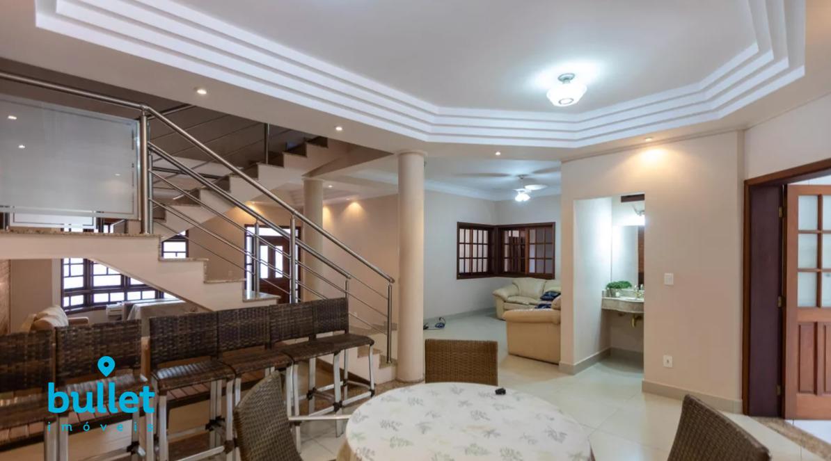 Casa à venda no bairro Parque das Flores: 