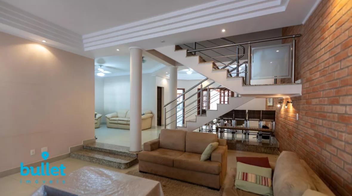 Casa à venda no bairro Parque das Flores: 