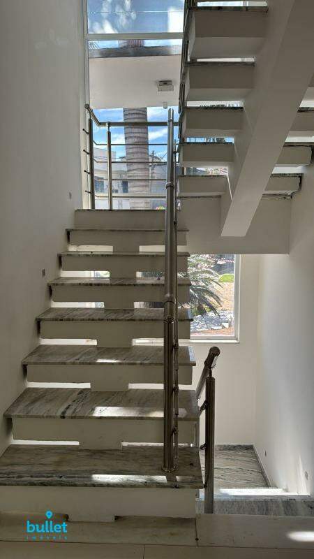 Casa à venda no bairro Swiss Park: 