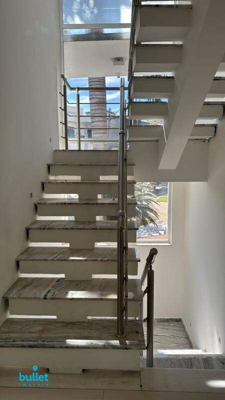 Casa para aluguel no bairro Swiss Park: 