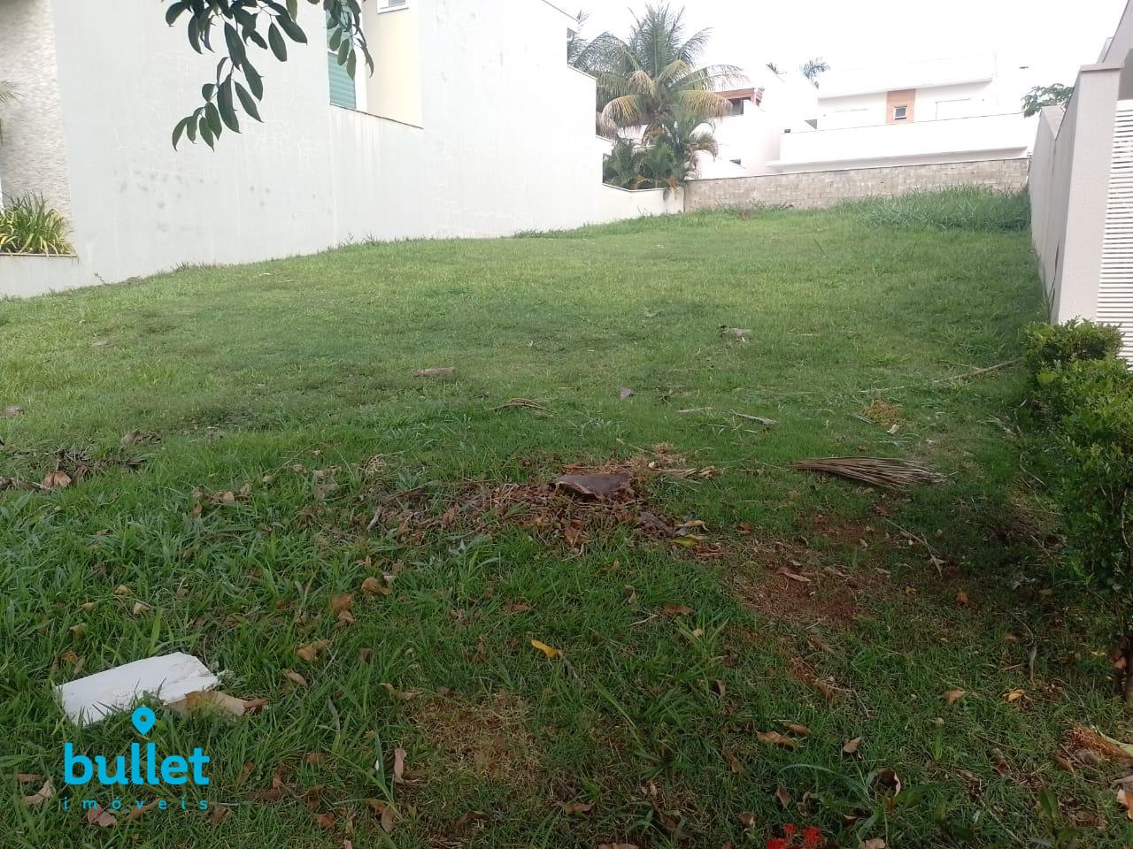 Lote em condomínio à venda no bairro Swiss Park: 