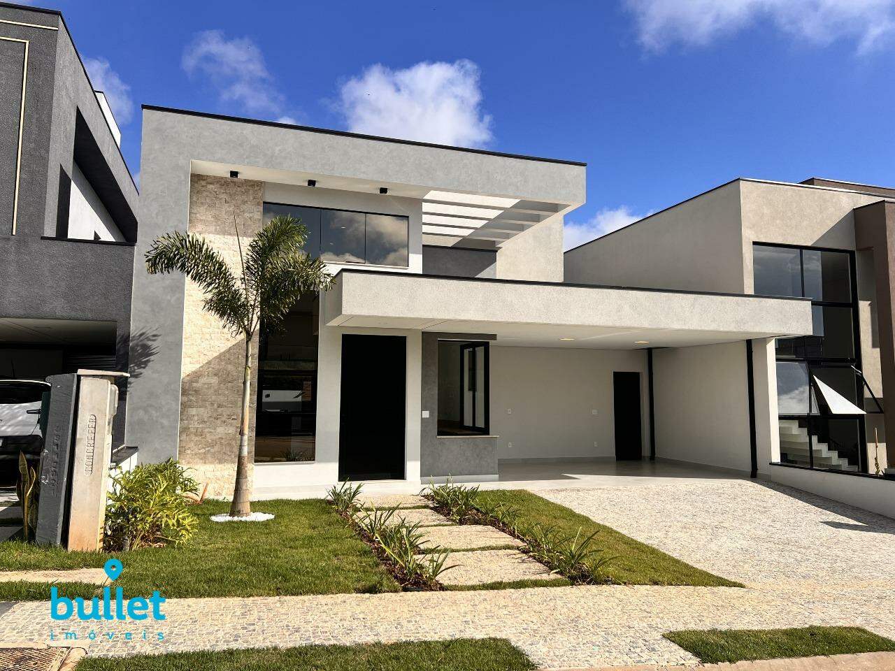 Casa à venda no bairro Roncáglia: 