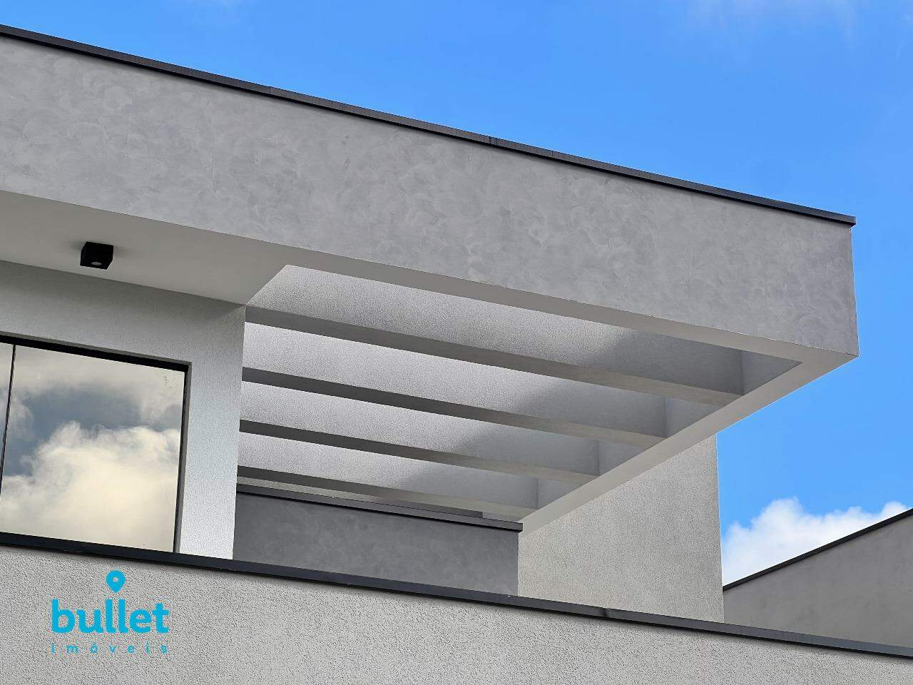 Casa à venda no bairro Roncáglia: 