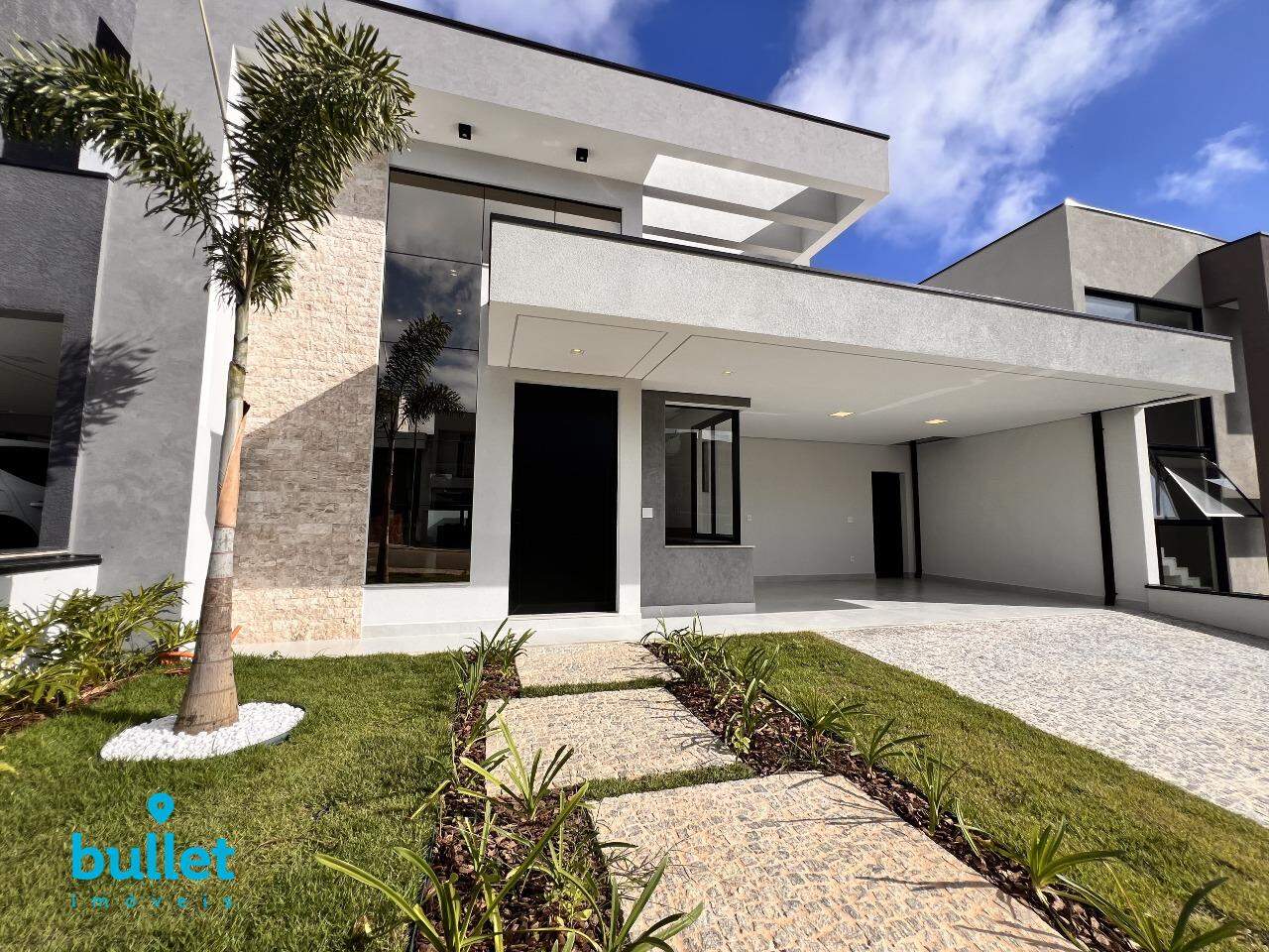 Casa à venda no bairro Roncáglia: 