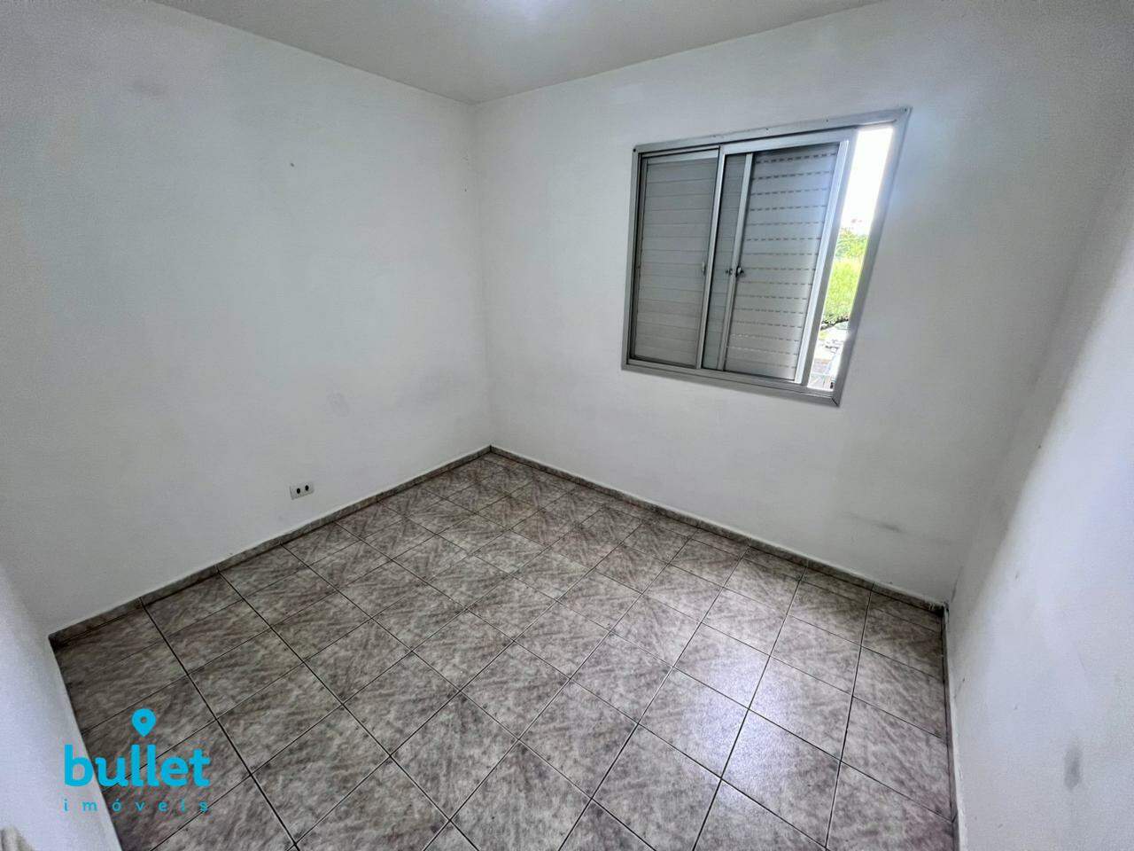 Apartamento para aluguel no bairro Jardim dos Oliveiras: 