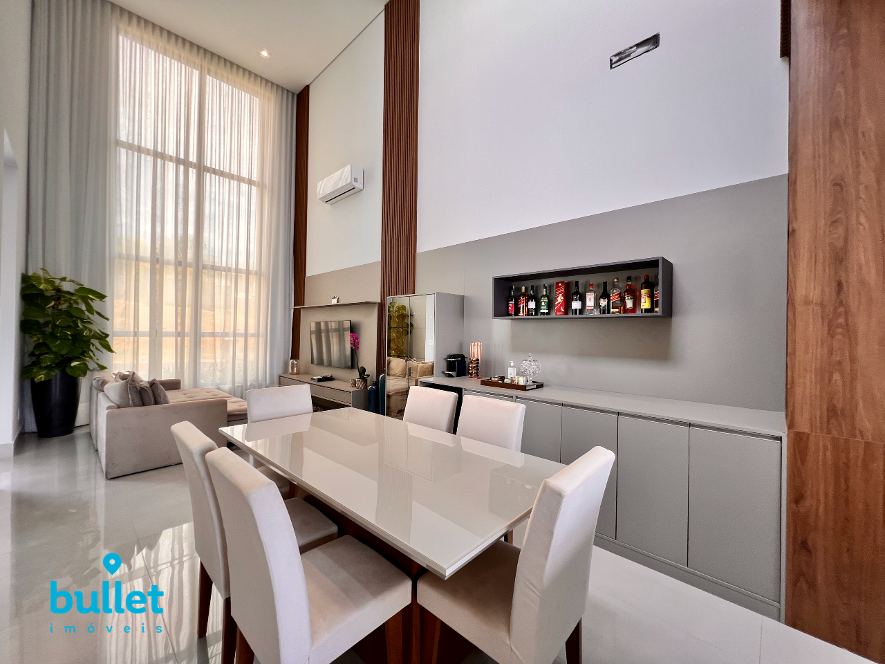 Casa à venda no bairro Roncáglia: 