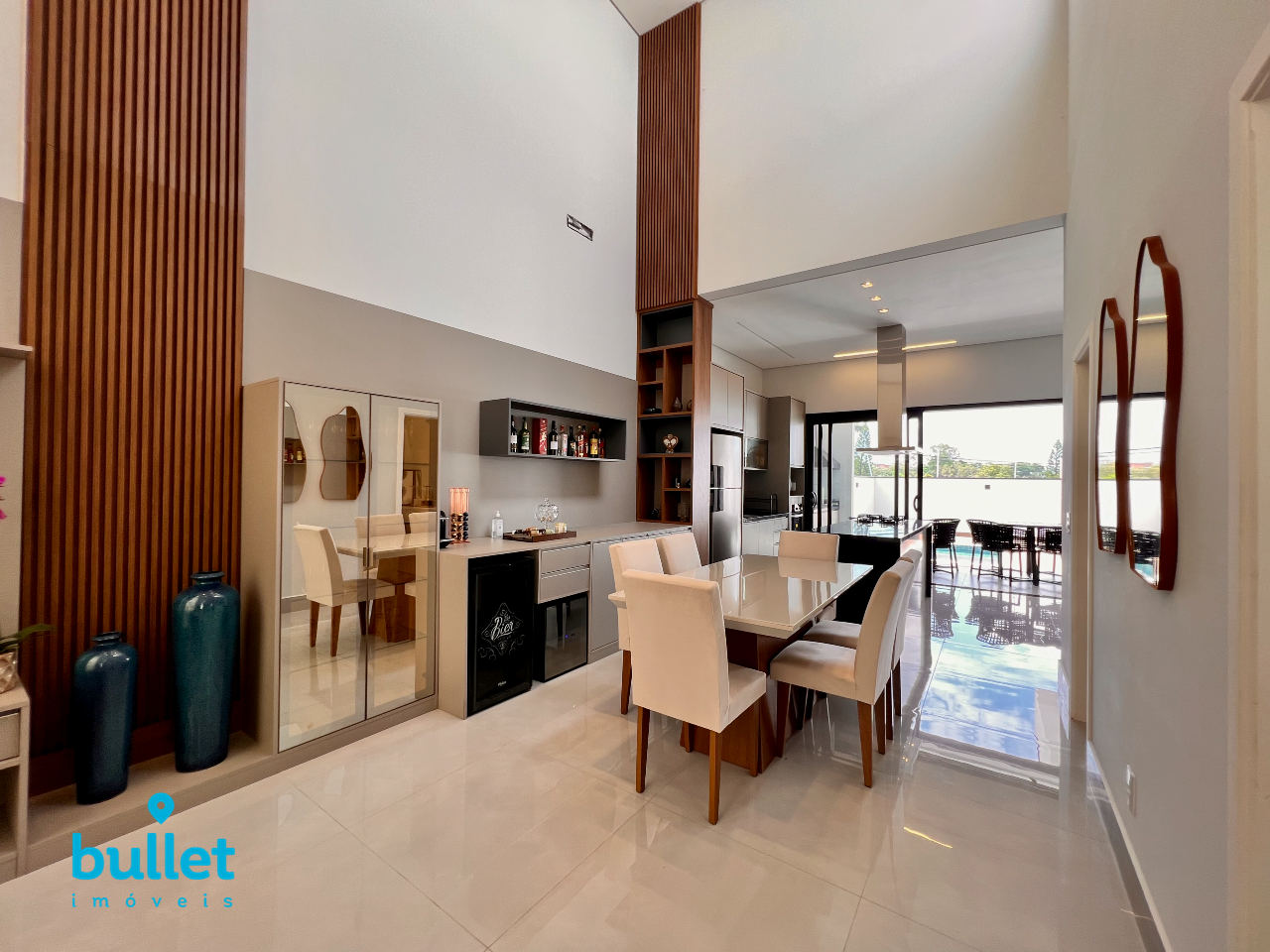 Casa à venda no bairro Roncáglia: 