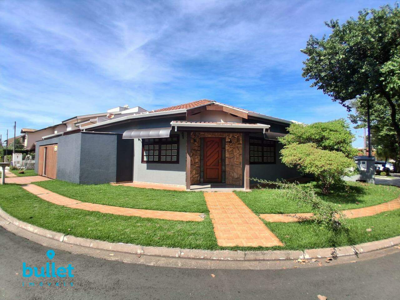 Casa à venda no bairro Parque Brasil 500: 