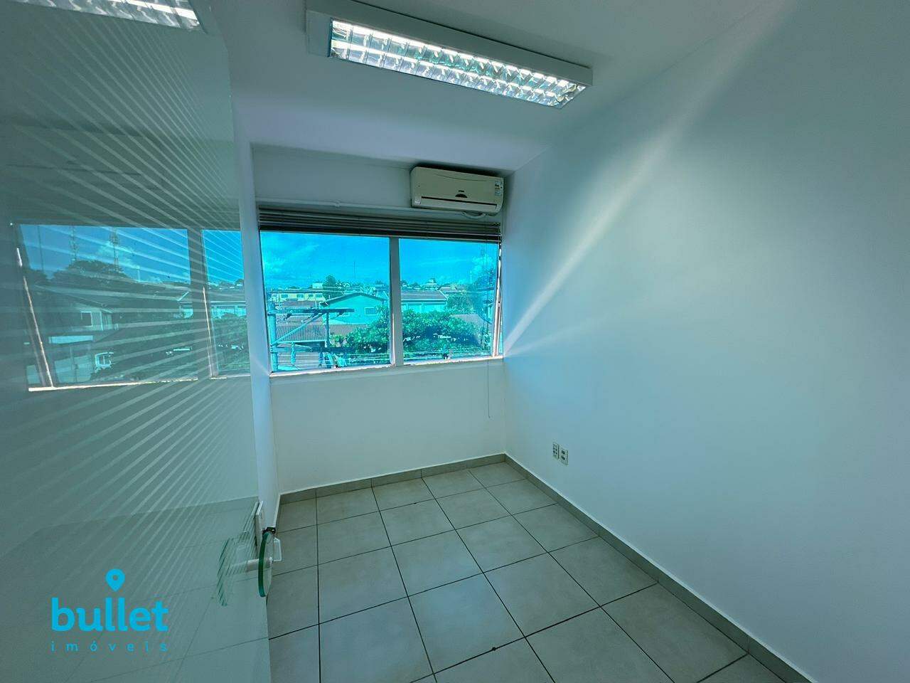 Barracão para aluguel no bairro Jardim Santa Genebra: 