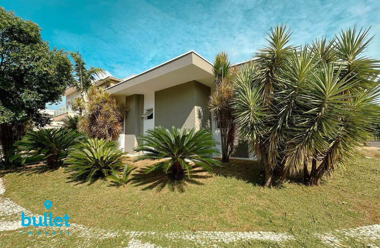 Casa à venda no bairro Jardim de Itapoan: 
