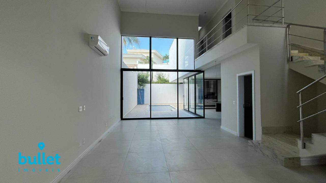 Casa à venda no bairro Swiss Park: 