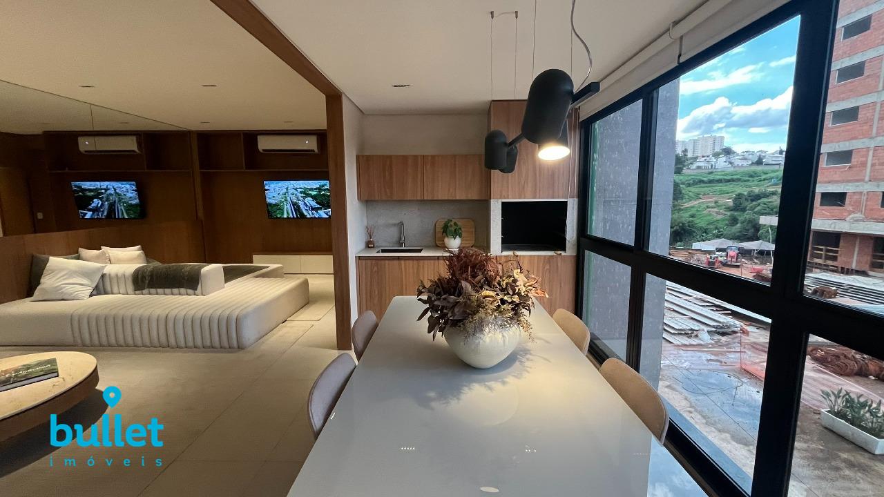 Apartamento à venda no bairro Chácaras Alpina: 