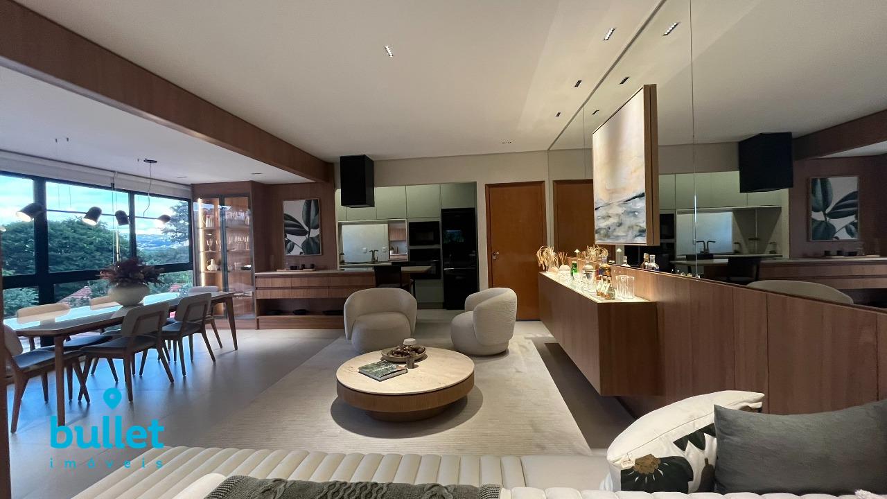 Apartamento à venda no bairro Chácaras Alpina: 