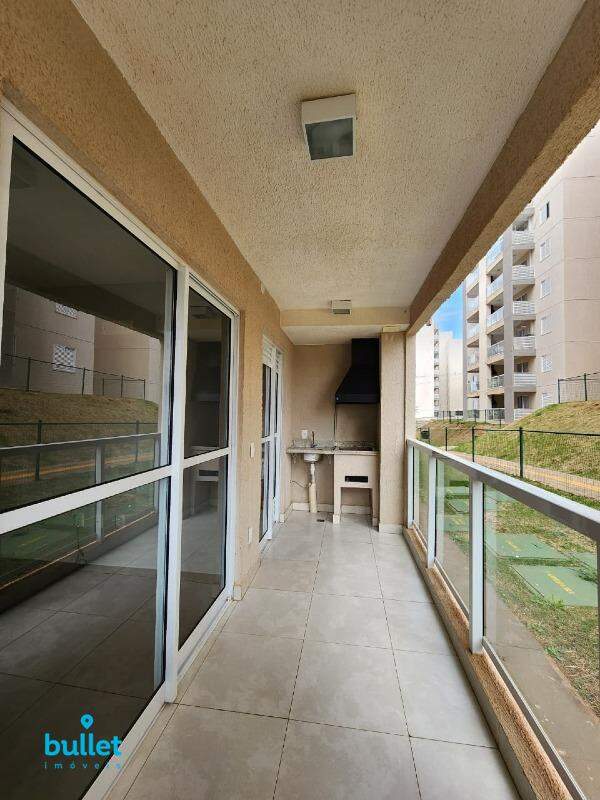 Apartamento à venda no bairro Balneário Tropical: 