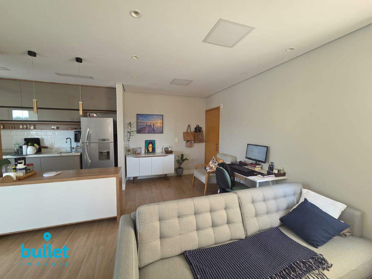 Apartamento à venda no bairro Parque Industrial: 