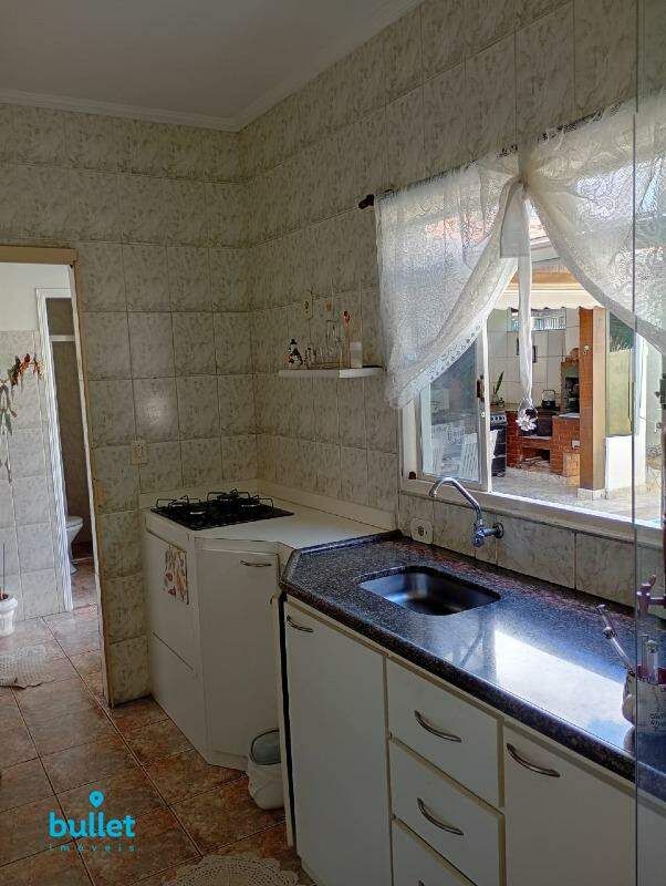 Casa à venda no bairro Parque Alto Taquaral: 