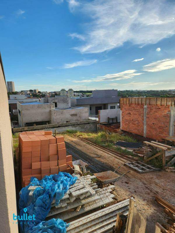 Lote à venda no bairro Jardim Ypê: 