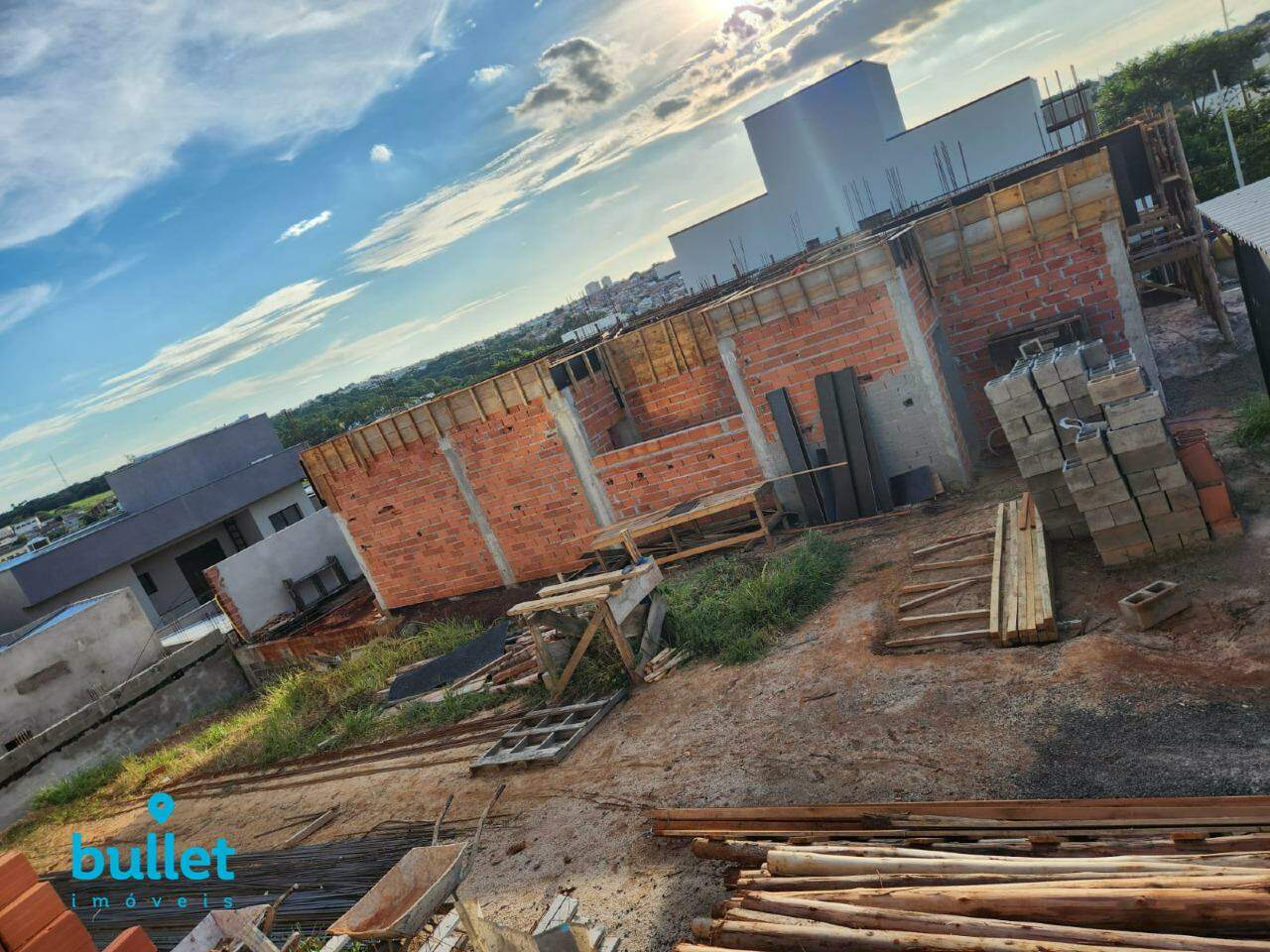 Lote à venda no bairro Jardim Ypê: 