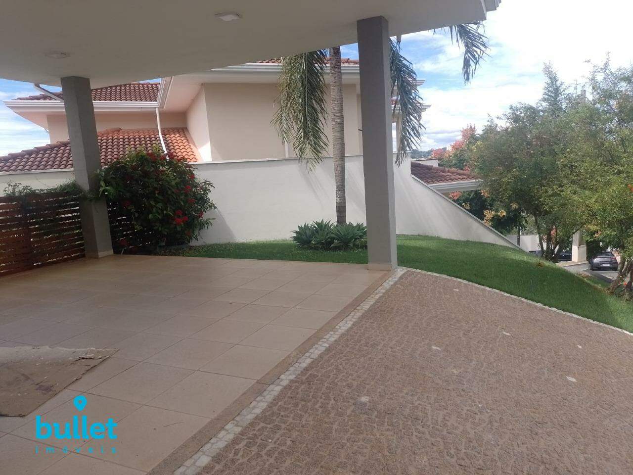 Casa à venda no bairro Chácaras Alpina: 
