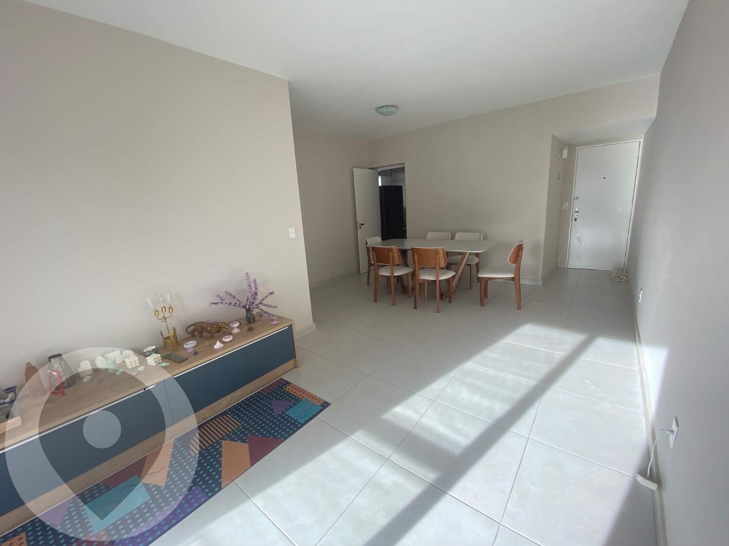 Apartamento para aluguel no bairro Cambuí: 