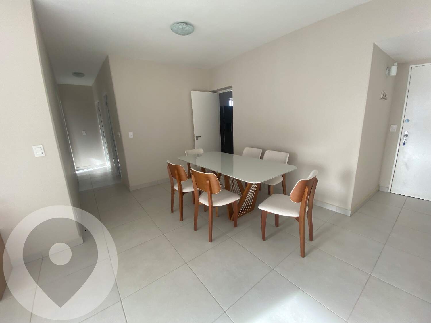 Apartamento para aluguel no bairro Cambuí: 