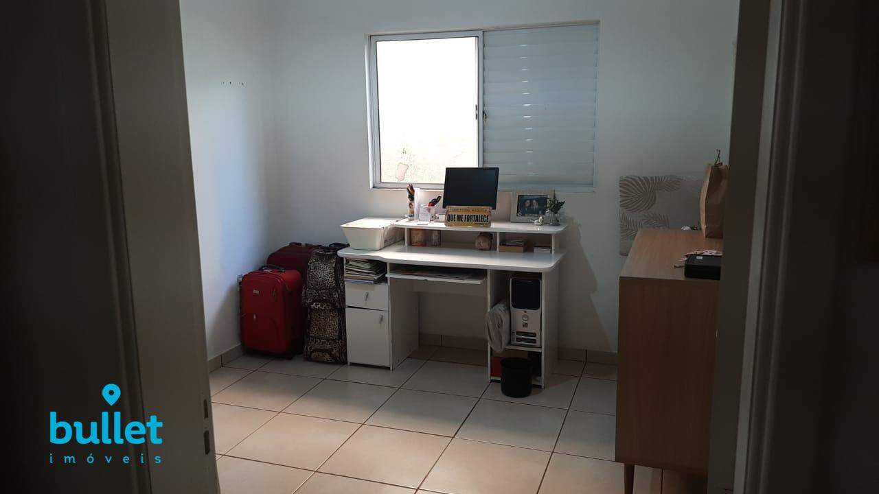 Casa à venda no bairro Jardim Planalto: 