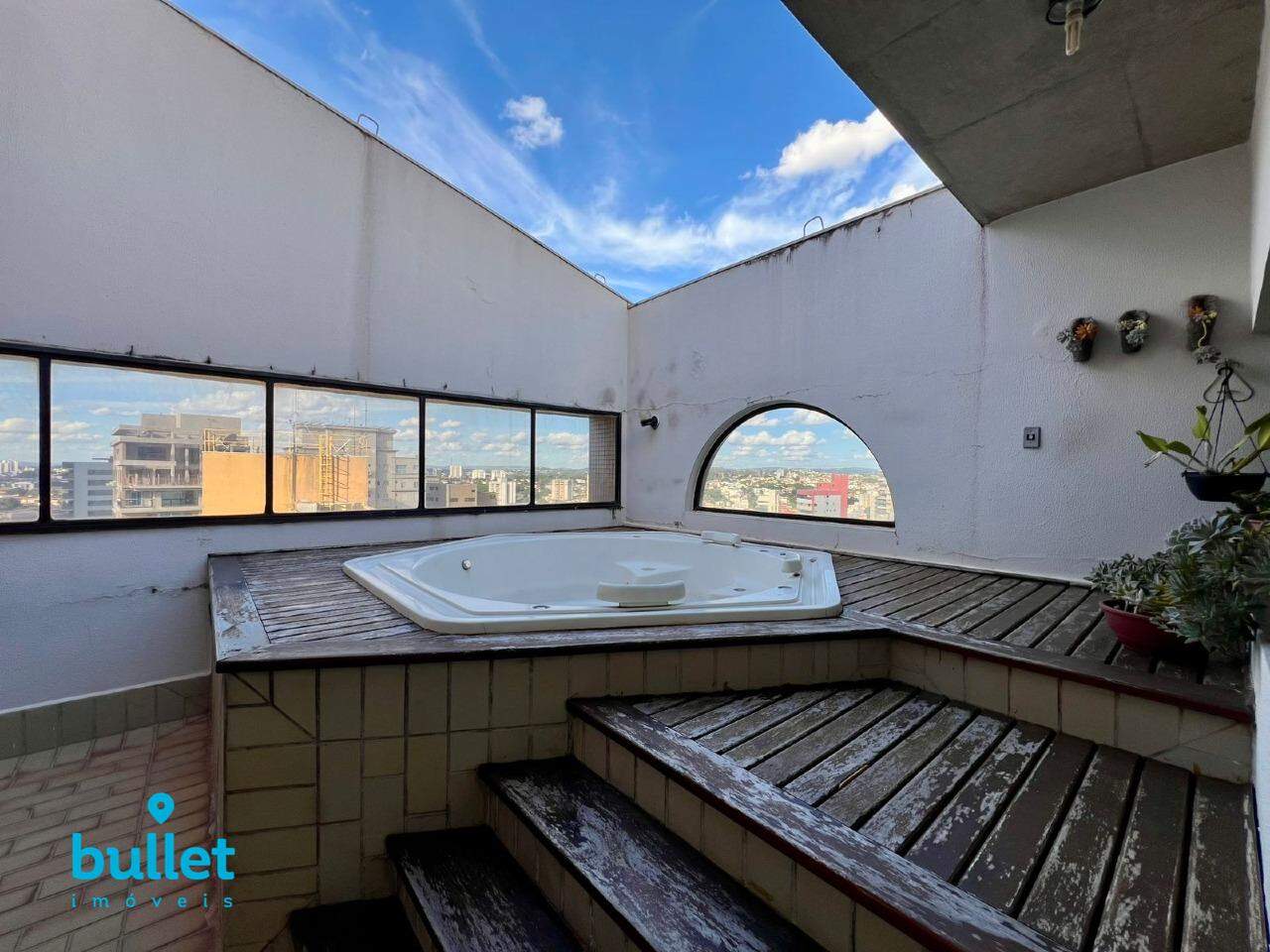 Apartamento à venda no bairro Cambuí: 