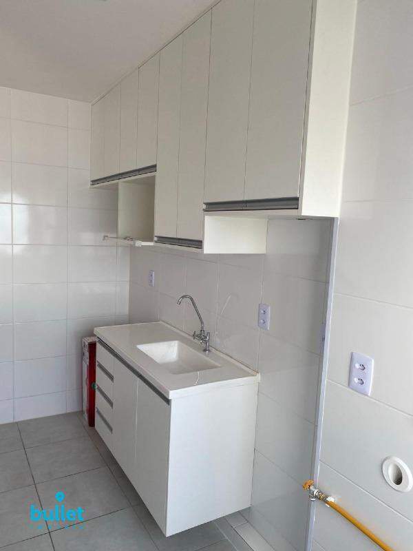 Apartamento à venda no bairro Parque Industrial: 