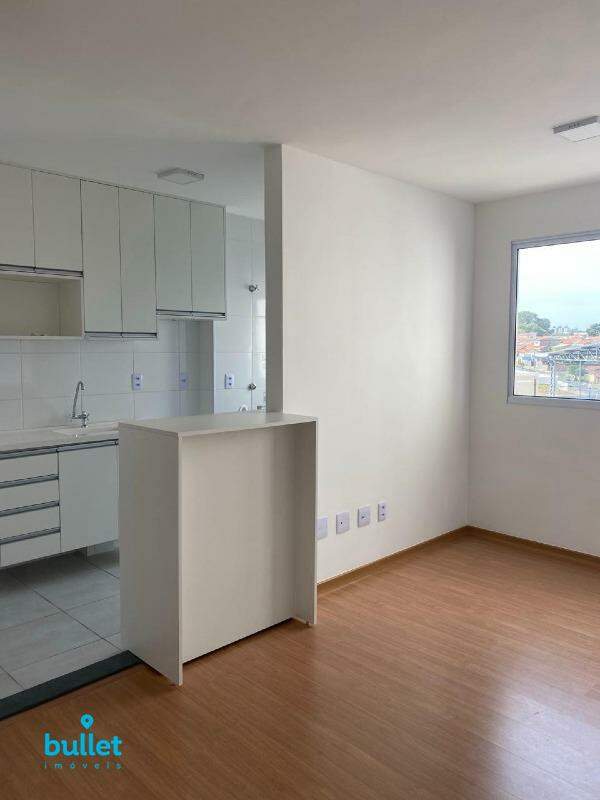 Apartamento à venda no bairro Parque Industrial: 