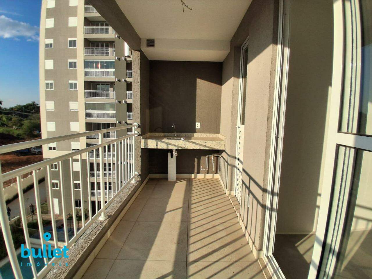Apartamento à venda no bairro Loteamento Residencial Vila Bella Dom Pedro: 