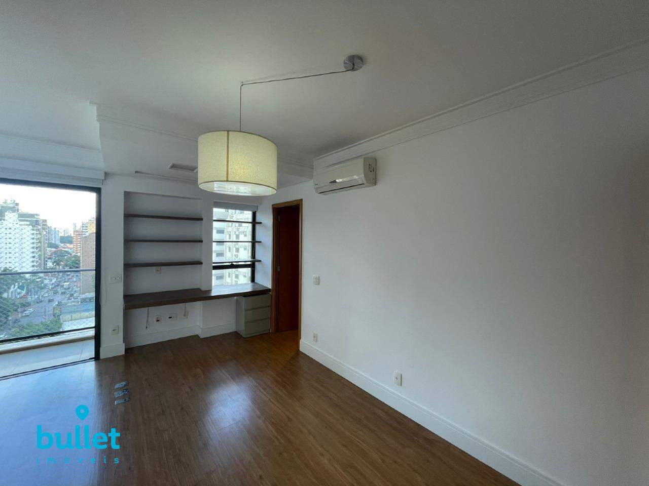 Apartamento para aluguel no bairro Centro: 