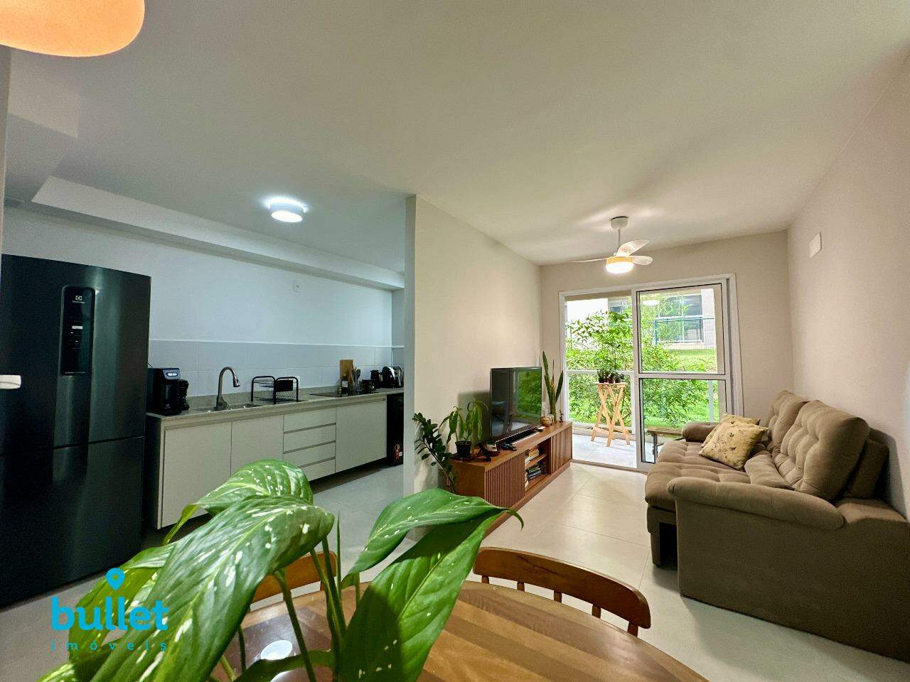 Apartamento para aluguel no bairro Balneário Tropical: 