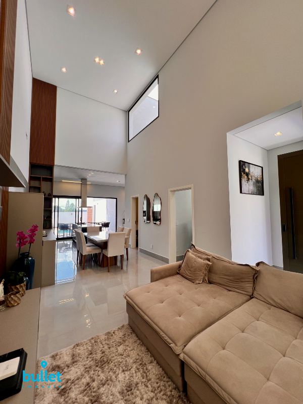 Casa à venda no bairro Roncáglia: 