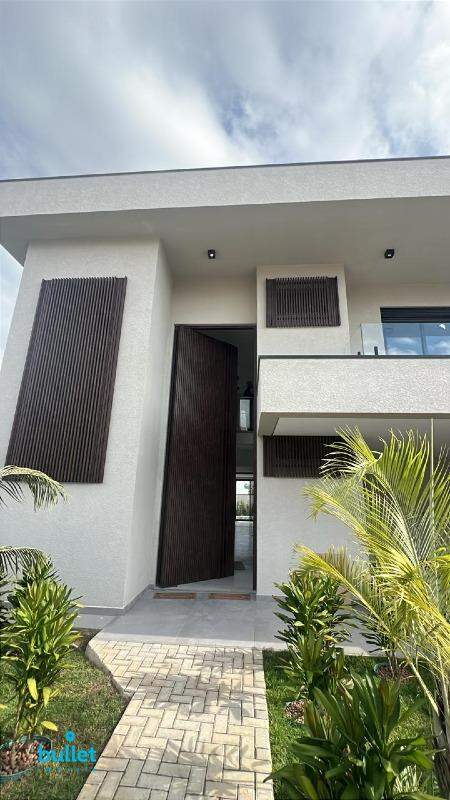 Casa à venda no bairro Loteamento Residencial Arborais: 