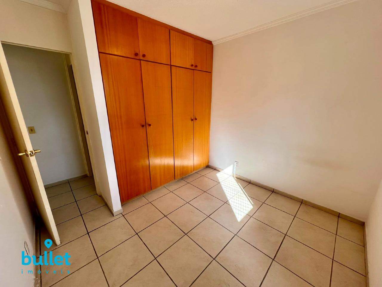 Apartamento à venda no bairro Jardim Dom Vieira: 