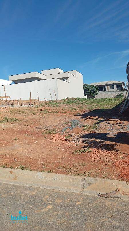 terreno à venda no bairro Vila Capuava: 