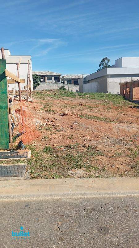 terreno à venda no bairro Vila Capuava: 