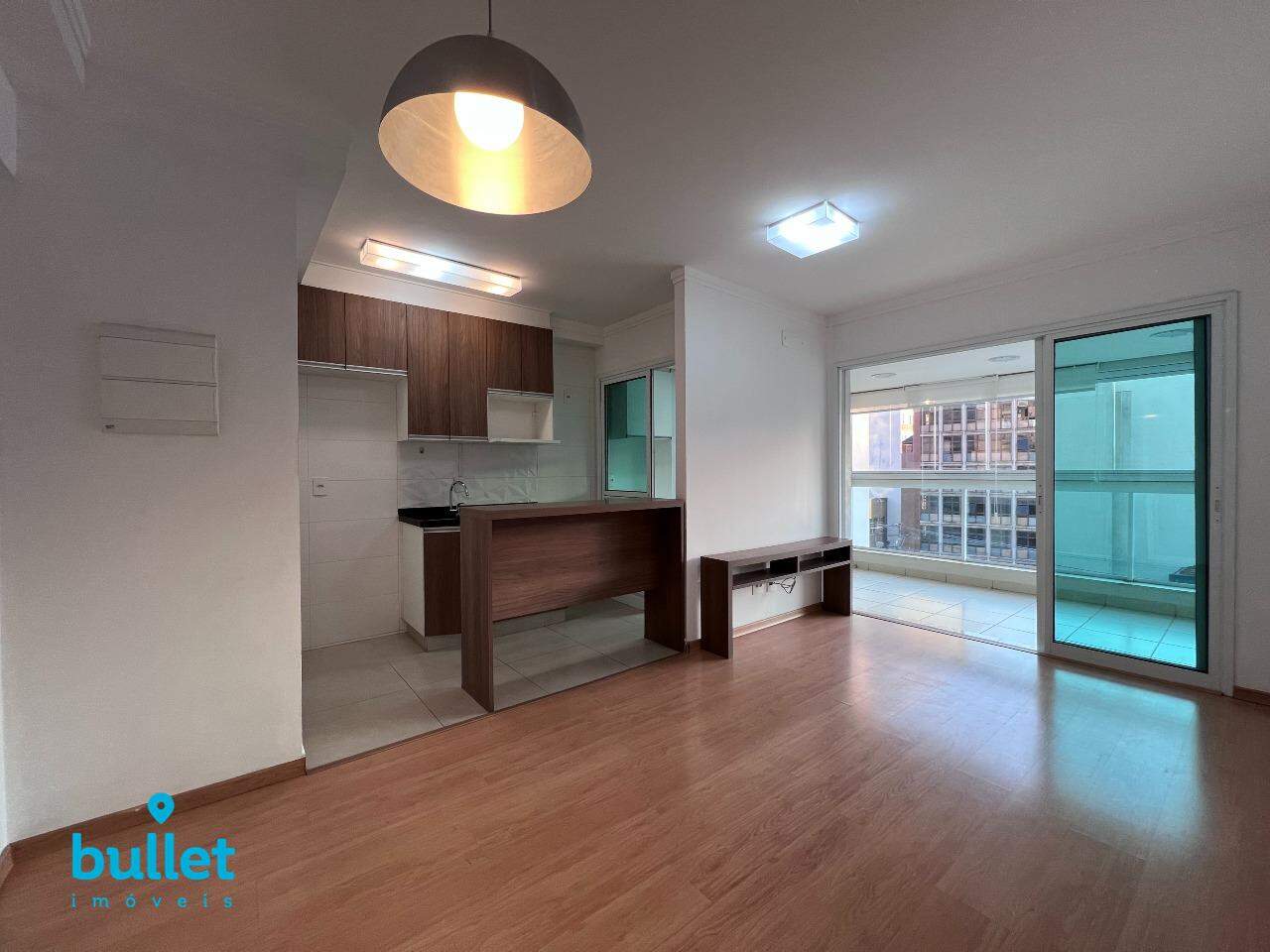 Apartamento à venda no bairro Centro: 